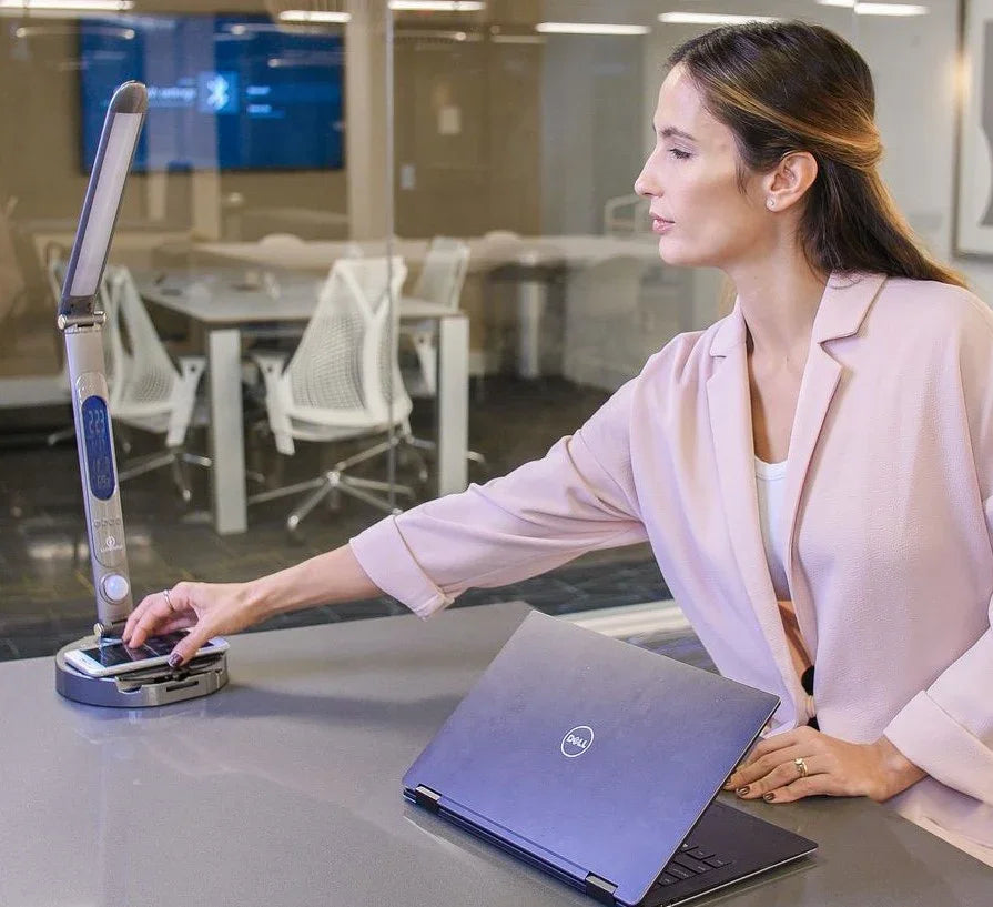 Lumicharge II - LED desk lamp with wireless charger and motion sensor